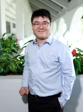 Julian Lee